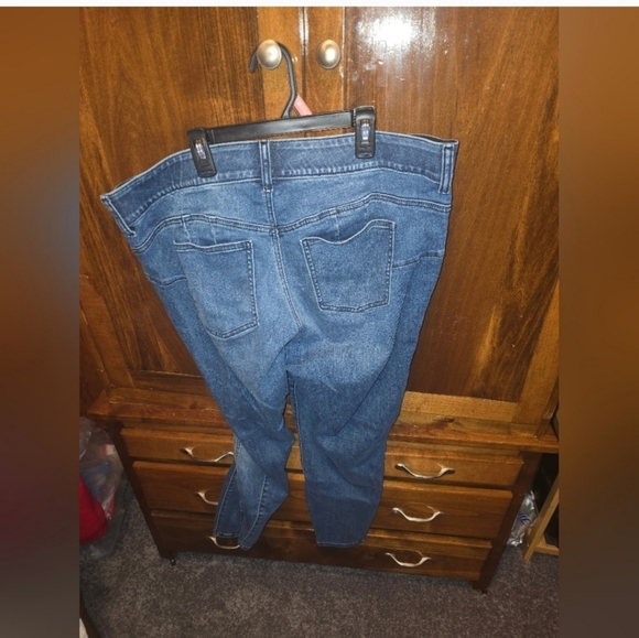 🍁🍂NWOT TORRID 20r Bombshell Skinny Premium Stretch High-Rise Jean - Picture 6 of 6